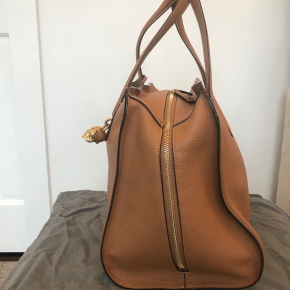 Alexander McQueen Large Pebbled Camel Leather Tote - Picture 5 of 8